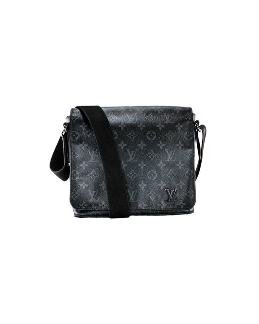 Louis Vuitton District PM