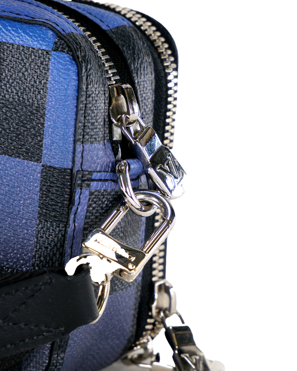 Louis Wearable Wallet Bag