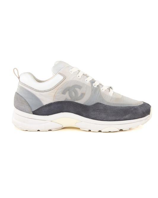 Chanel CC Runner